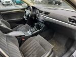 Skoda Superb 2017 Valkoinen