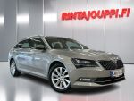 Skoda Superb 2017 Ruskea (beige)