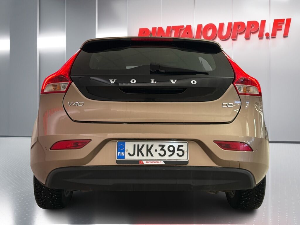 Volvo V40 2017 Ruskea (beige)