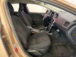 Volvo V40 2017 Ruskea (beige)