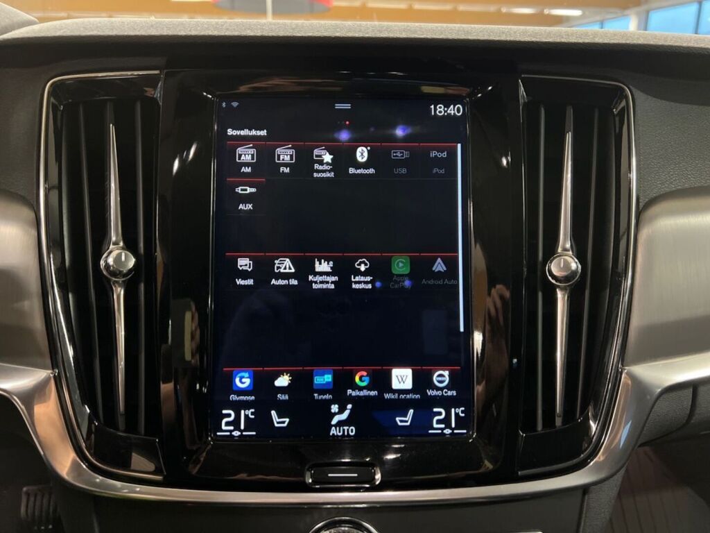 Volvo V90 2016 Musta