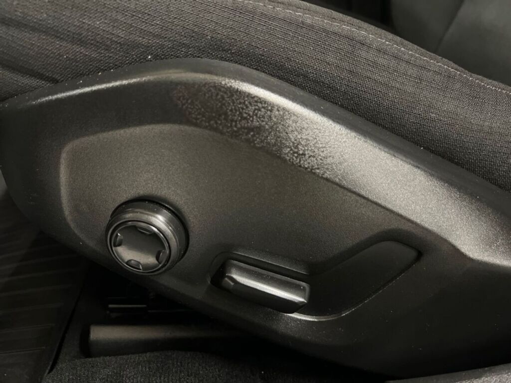 Volvo V90 2016 Musta