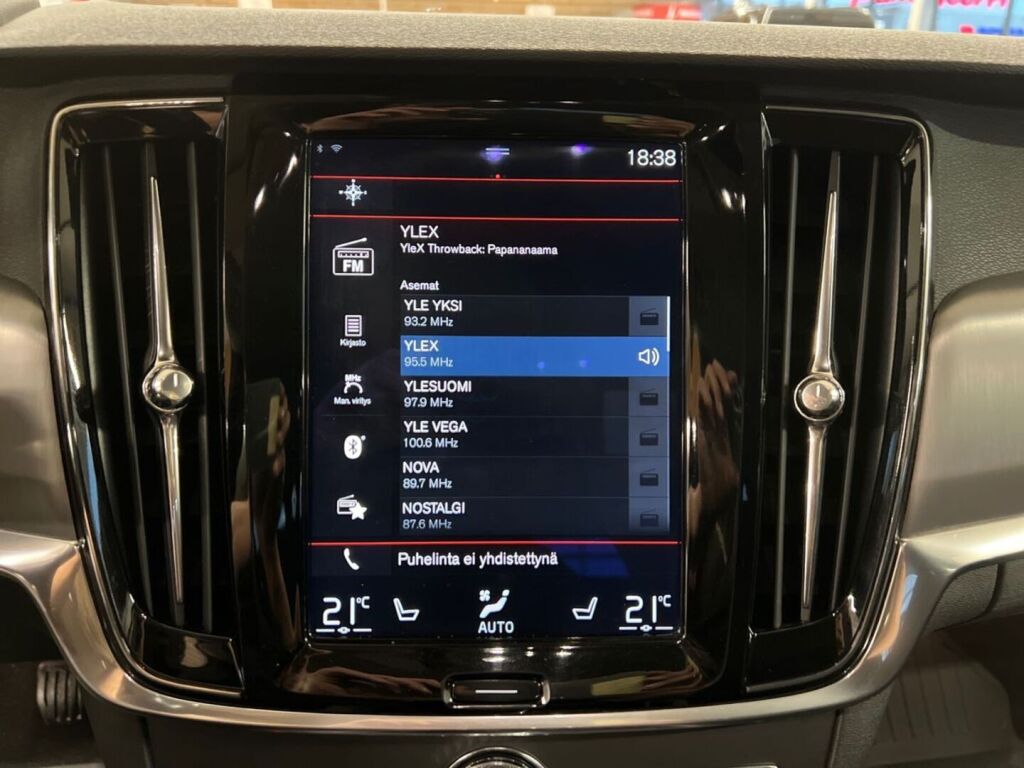 Volvo V90 2016 Musta