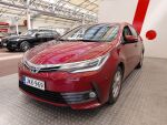 Toyota Corolla 2017 Punainen