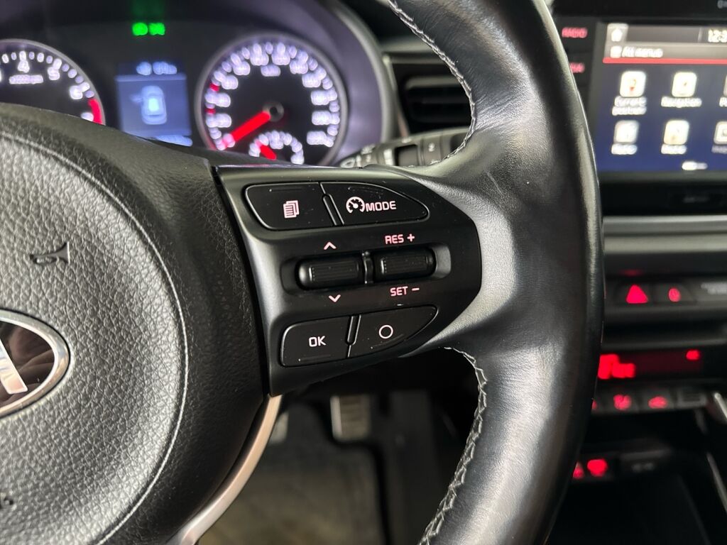 Kia Rio 2017 Valkoinen