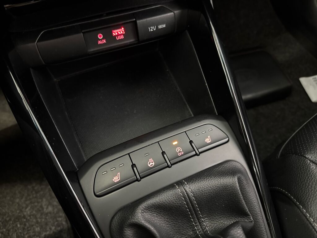 Kia Rio 2017 Valkoinen