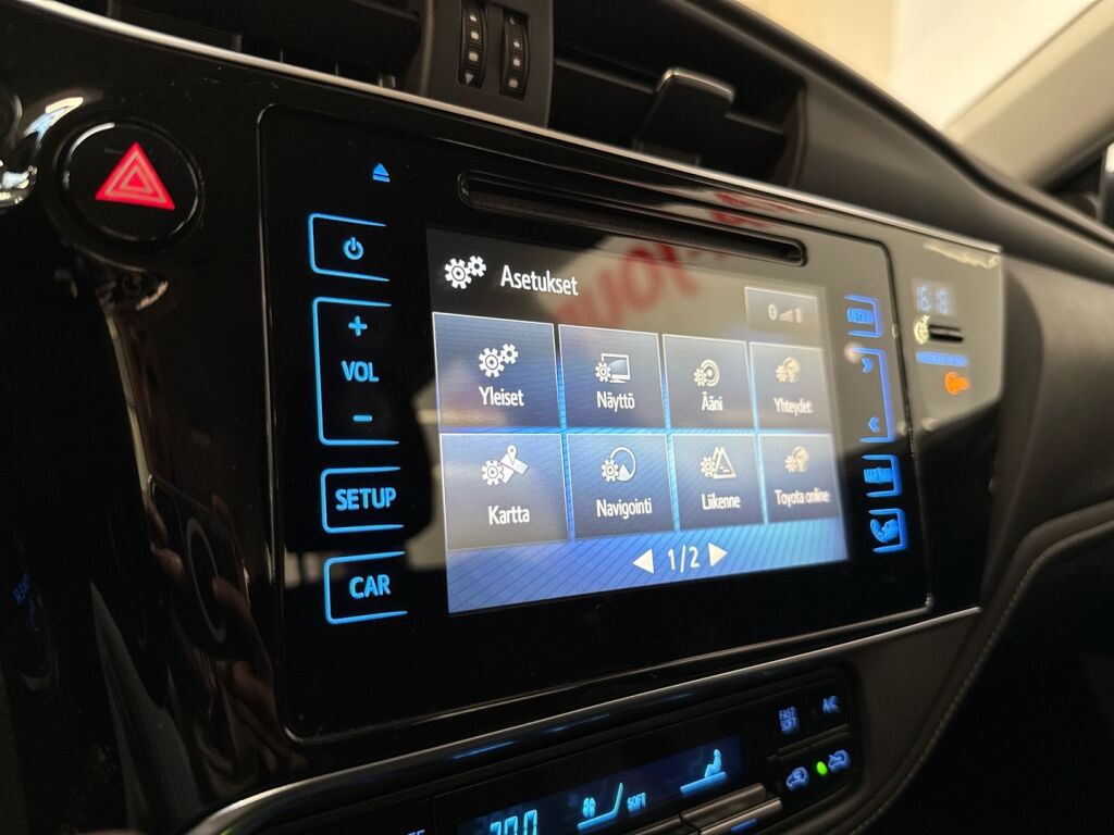 Toyota Auris 2017 Harmaa