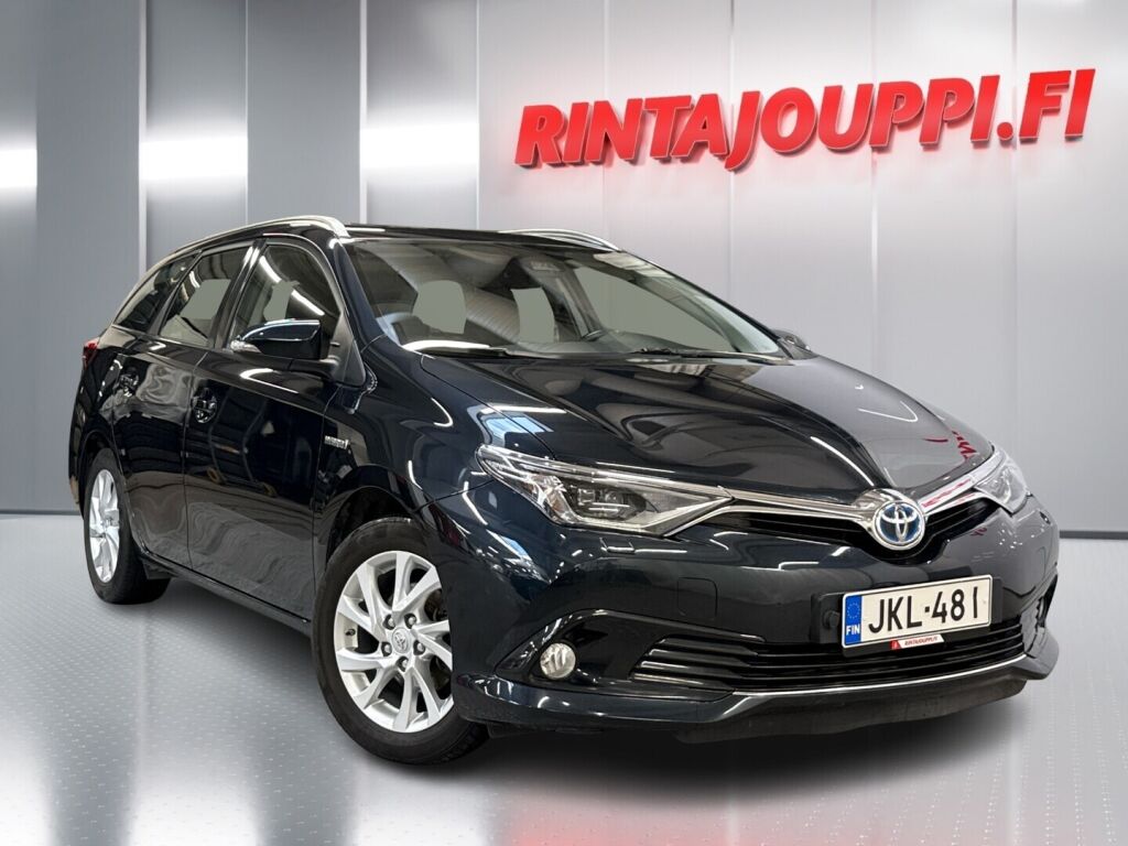Toyota Auris 2017 Harmaa