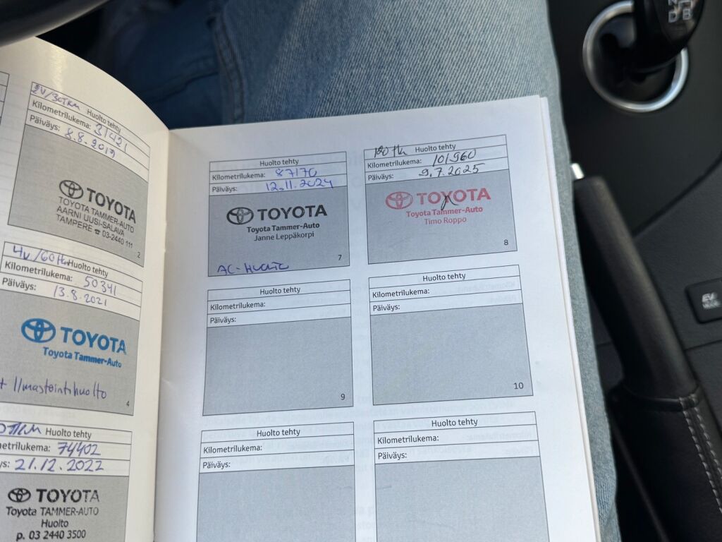 Toyota Auris 2017 Harmaa