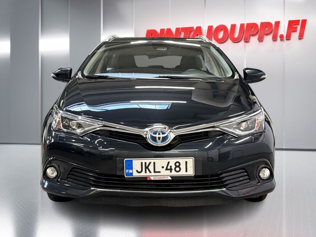 Toyota Auris 2017 Harmaa