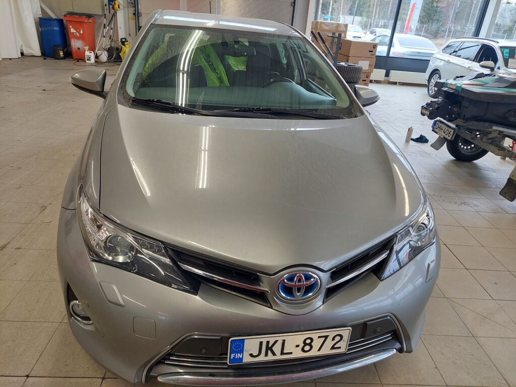 Toyota Auris 2013 Harmaa