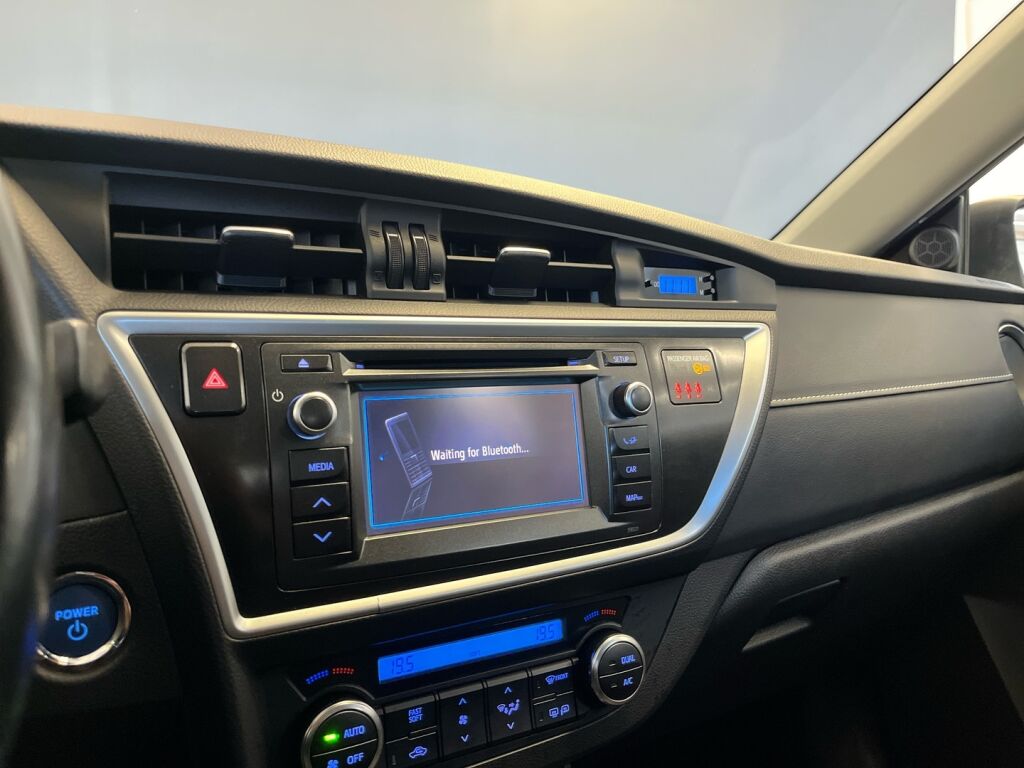 Toyota Auris 2013 Harmaa