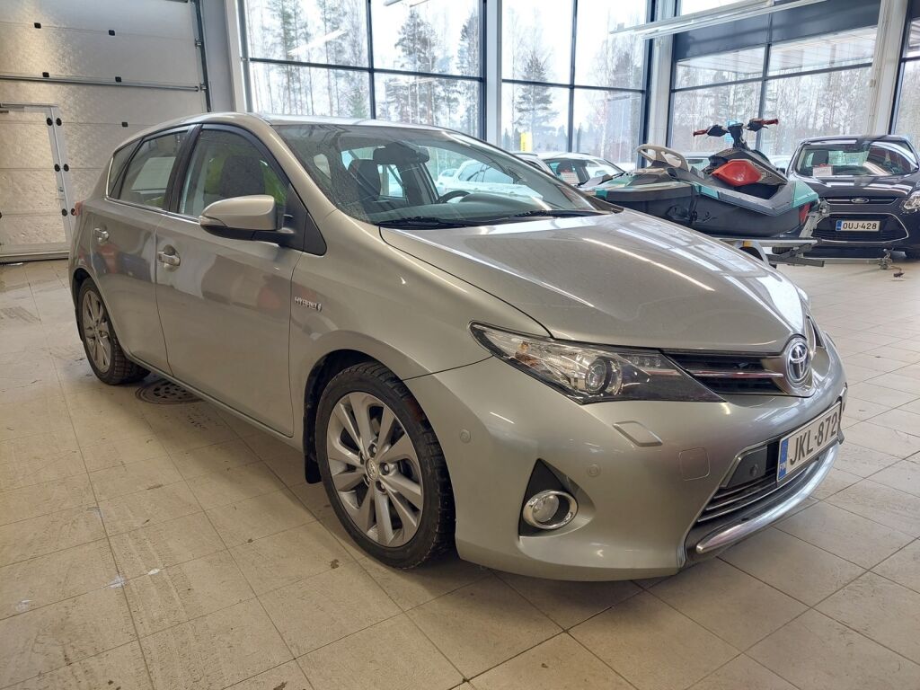 Toyota Auris 2013 Harmaa