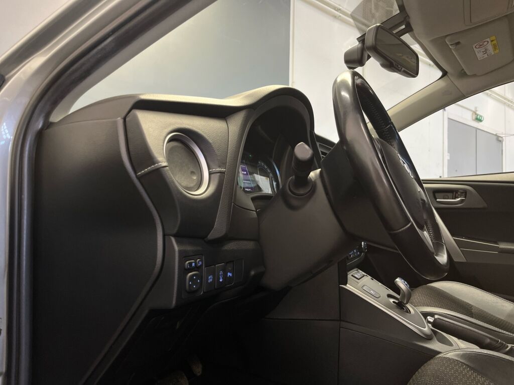 Toyota Auris 2013 Harmaa