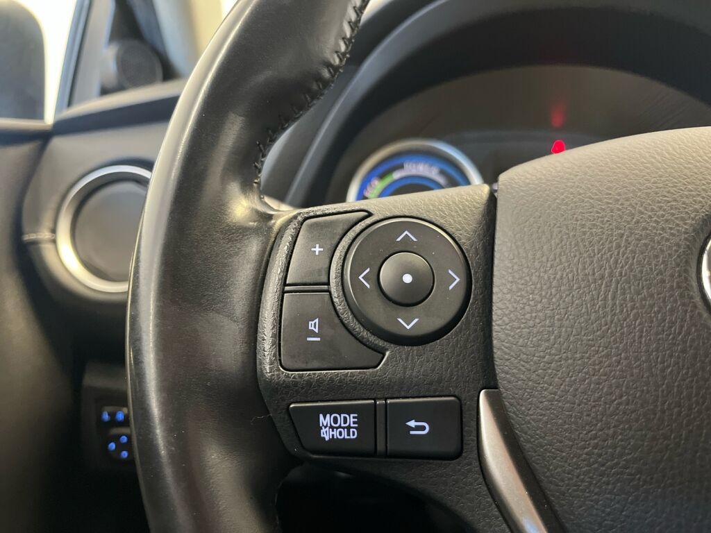 Toyota Auris 2013 Harmaa