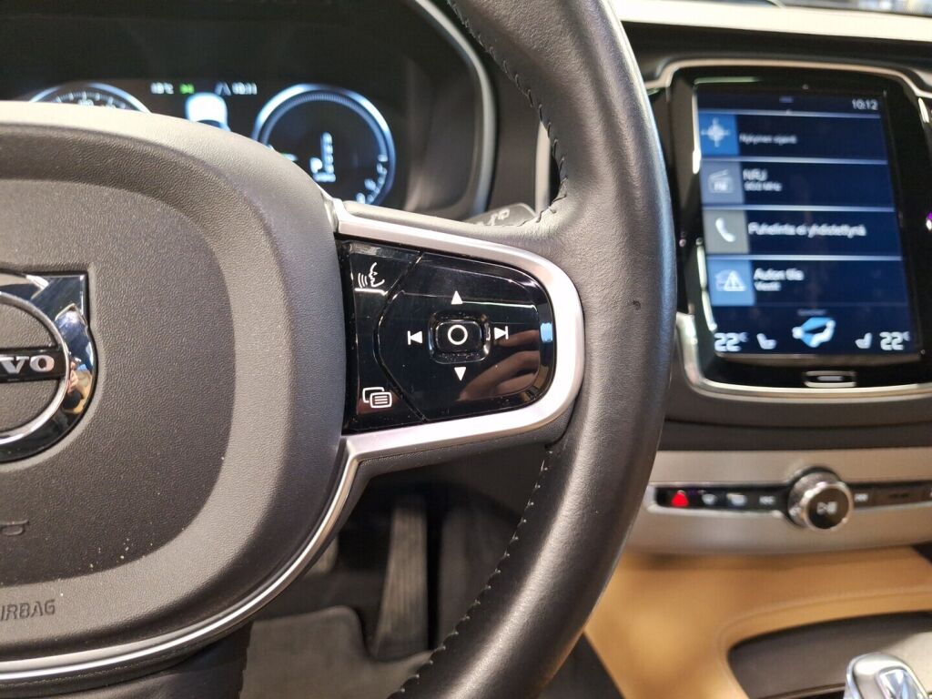 Volvo XC90 2017 Musta
