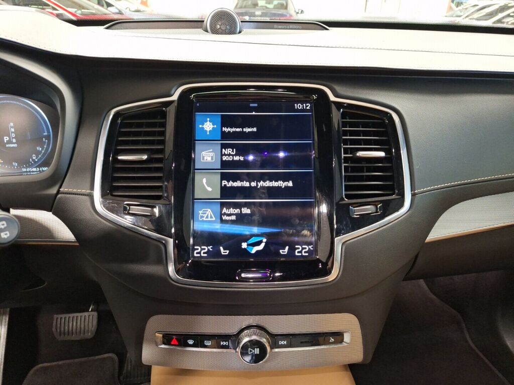 Volvo XC90 2017 Musta