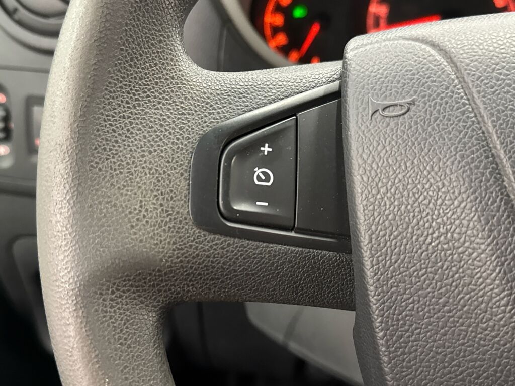 Opel Movano 2017 Sininen