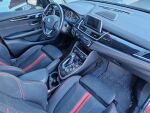 BMW 225 2017 Punainen