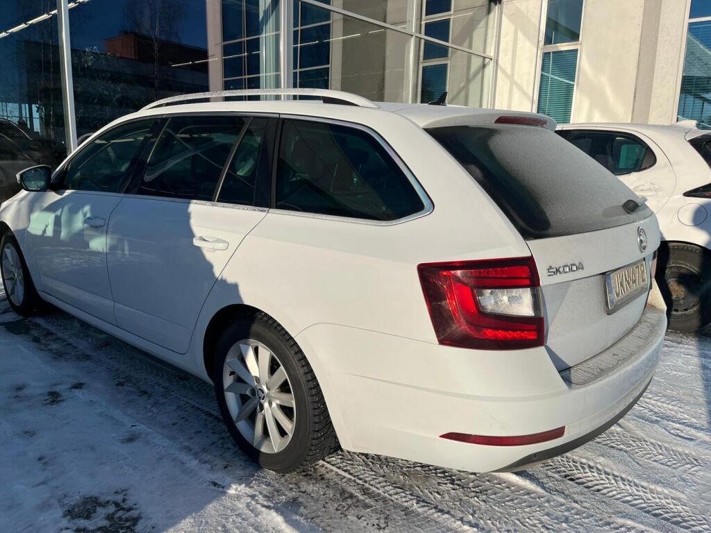 Skoda Octavia 2017 Valkoinen