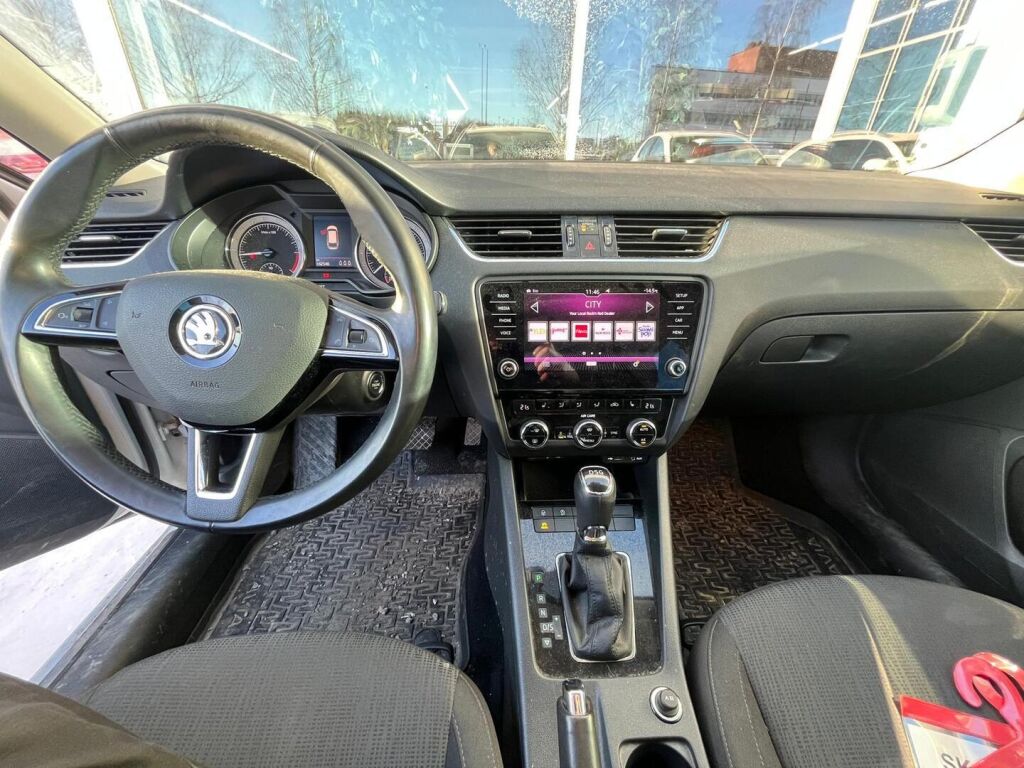Skoda Octavia 2017 Valkoinen