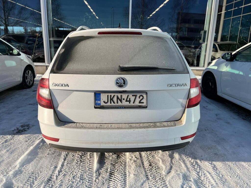 Skoda Octavia 2017 Valkoinen