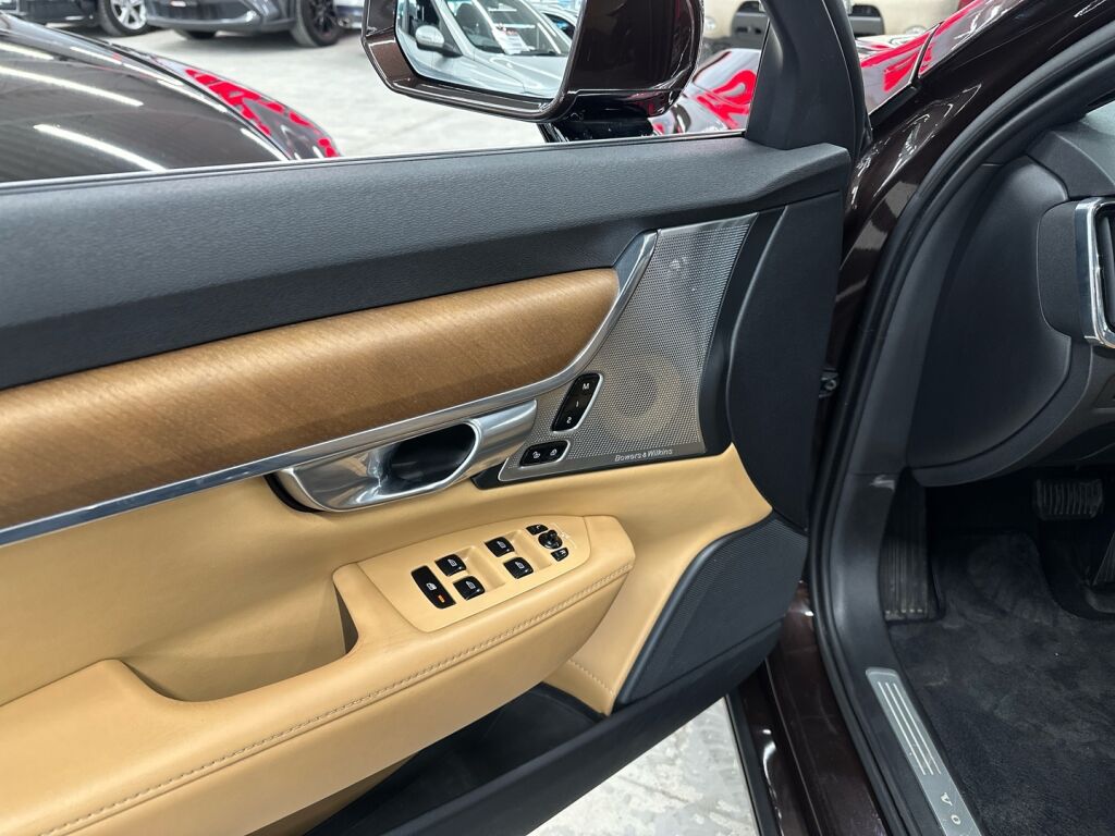 Volvo V90 2018 Ruskea (beige)