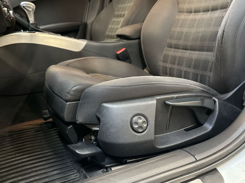 Audi A4 2014 Valkoinen