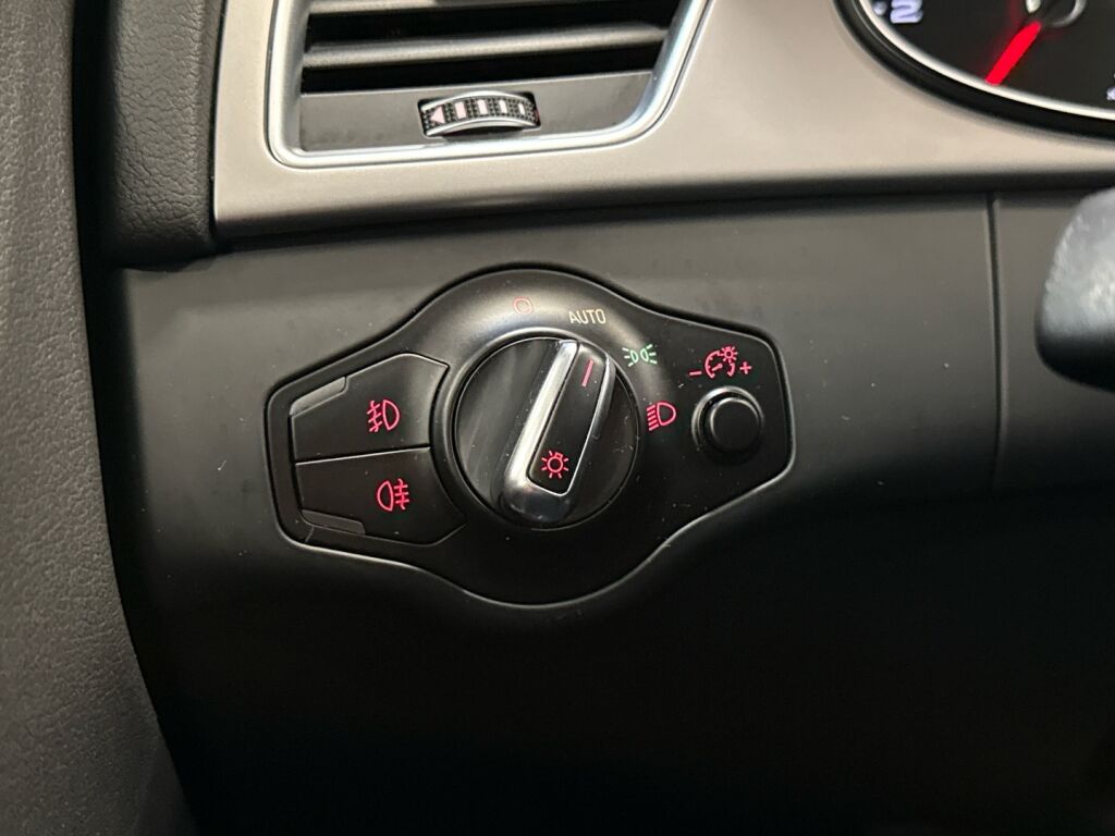 Audi A4 2014 Valkoinen