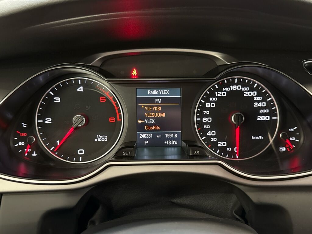 Audi A4 2014 Valkoinen