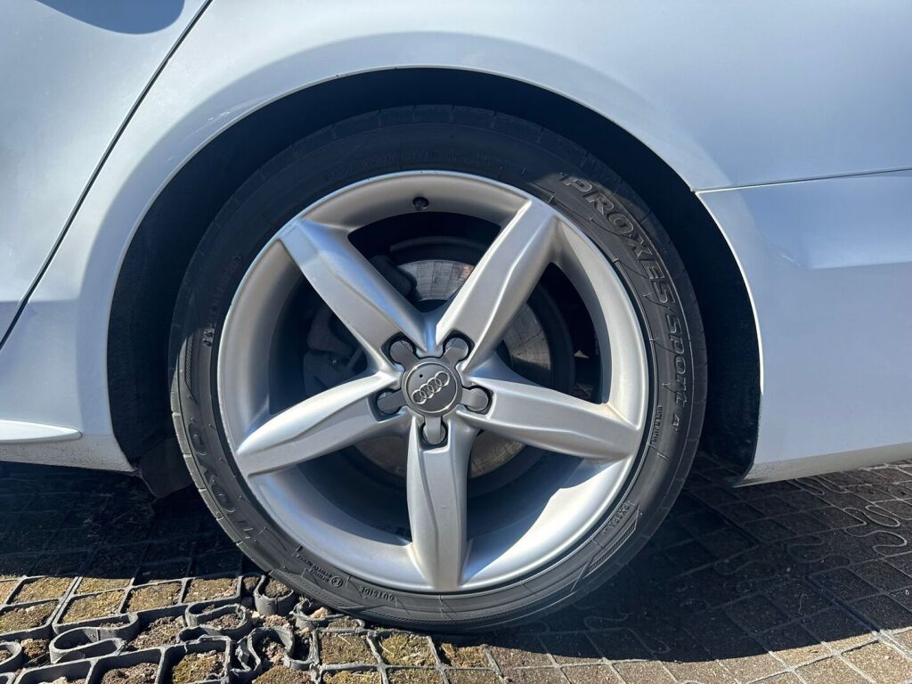 Audi A4 2014 Valkoinen