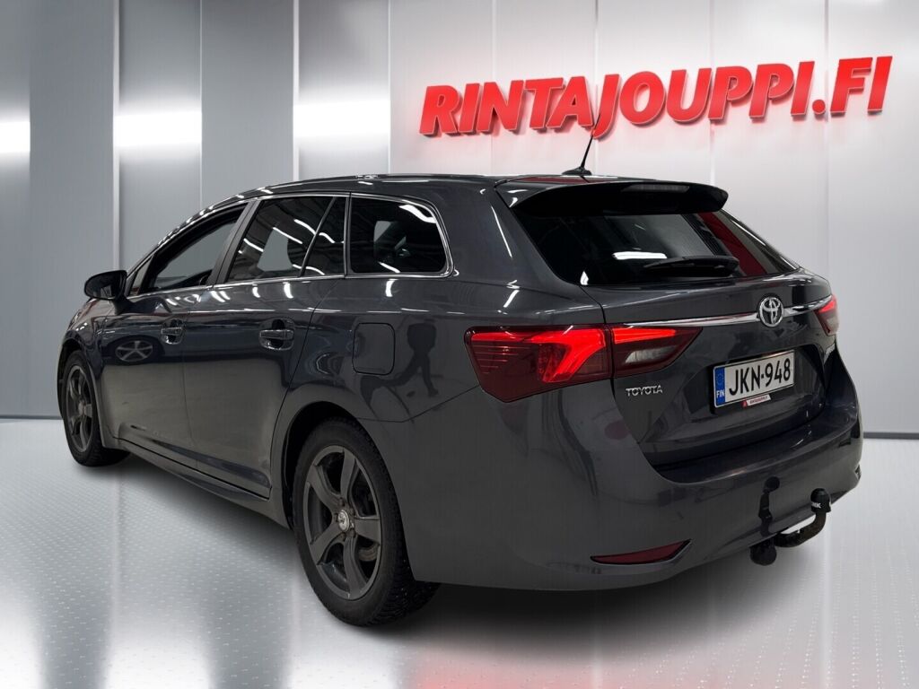 Toyota Avensis 2016 Harmaa