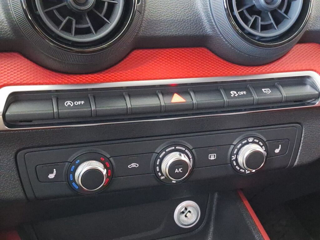 Audi Q2 2017 Valkoinen