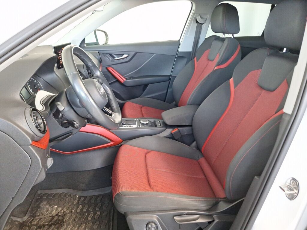 Audi Q2 2017 Valkoinen