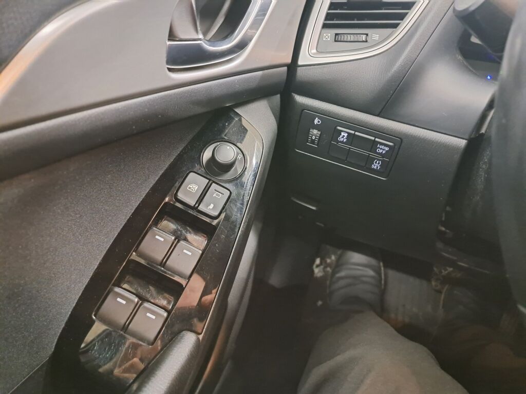 Mazda Mazda3 2017 Harmaa