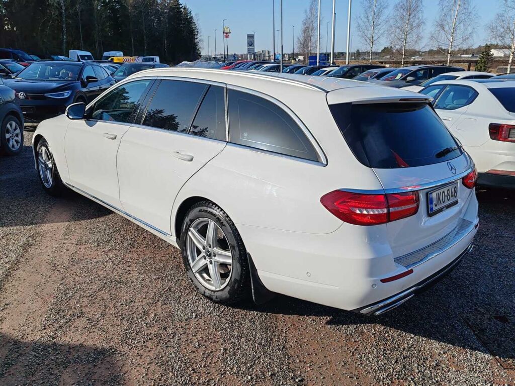 Mercedes-Benz E 2017 Valkoinen