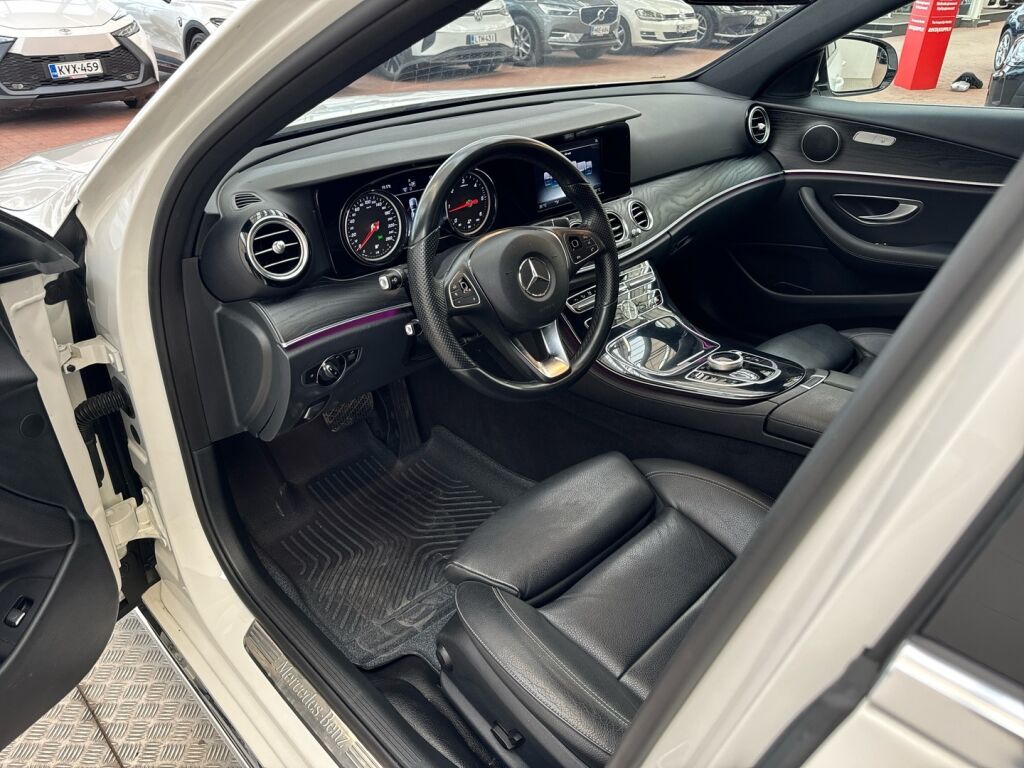 Mercedes-Benz E 2017 Valkoinen
