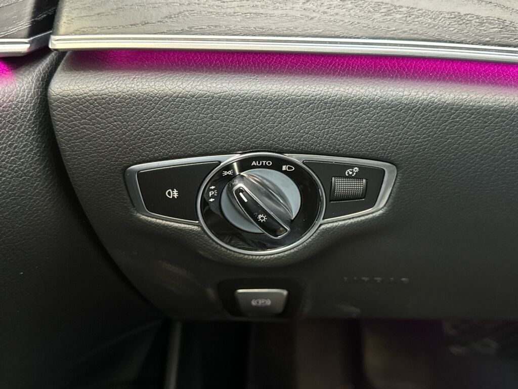 Mercedes-Benz E 2017 Valkoinen