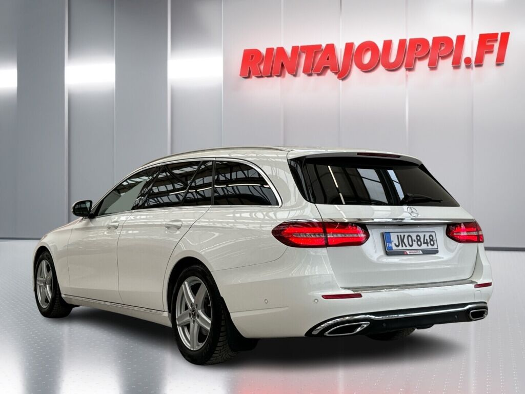 Mercedes-Benz E 2017 Valkoinen