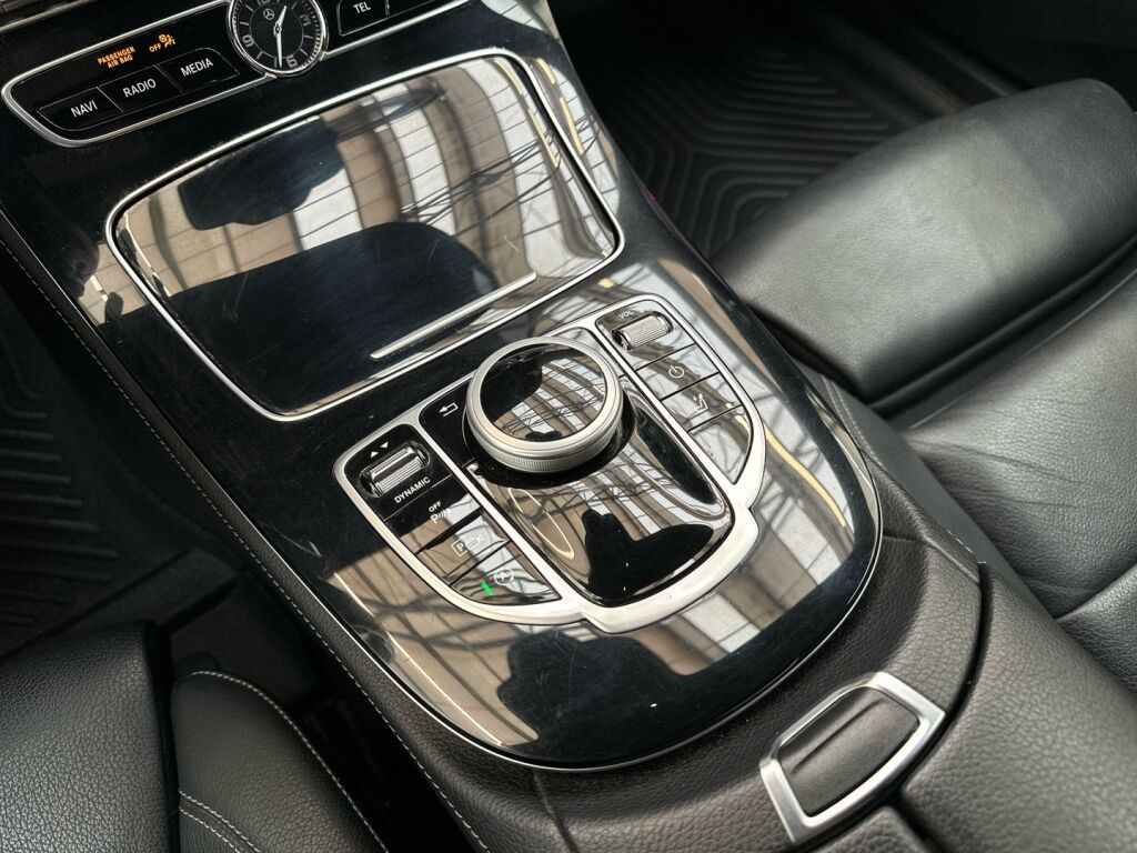 Mercedes-Benz E 2017 Valkoinen