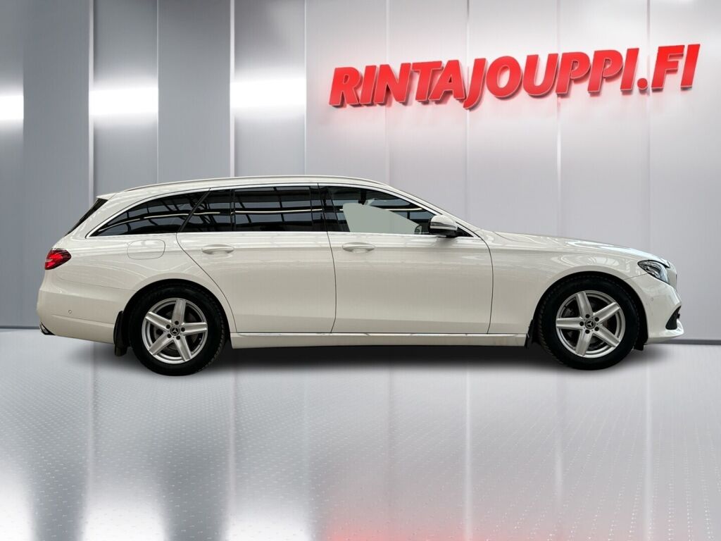 Mercedes-Benz E 2017 Valkoinen