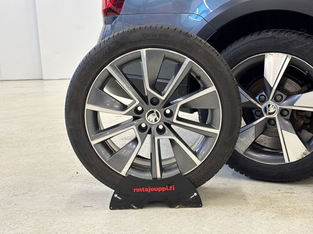 Skoda Octavia 2018 Harmaa