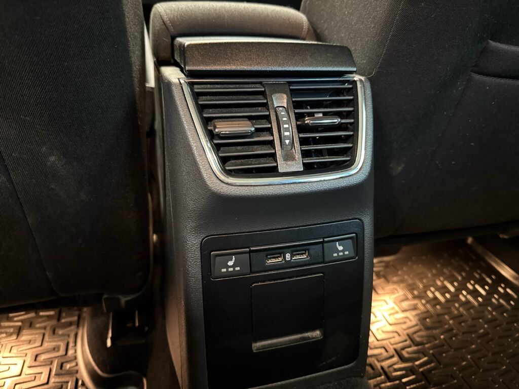 Skoda Octavia 2018 Harmaa