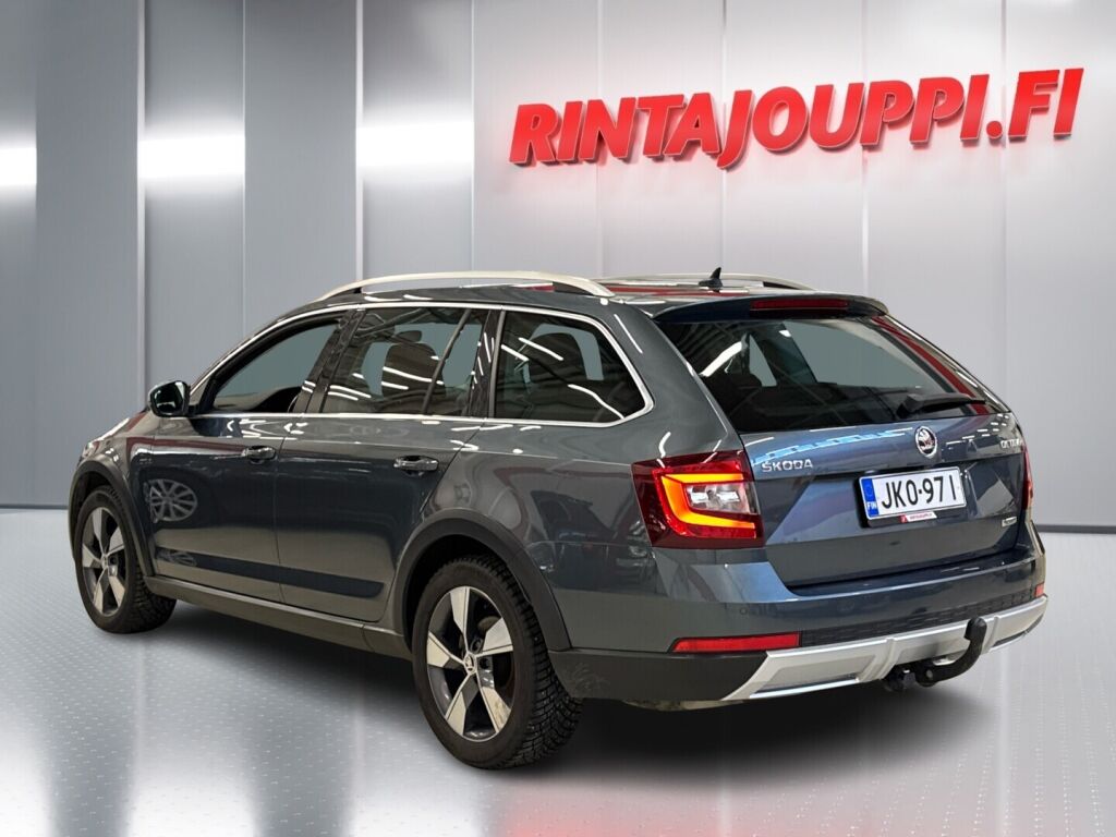 Skoda Octavia 2018 Harmaa