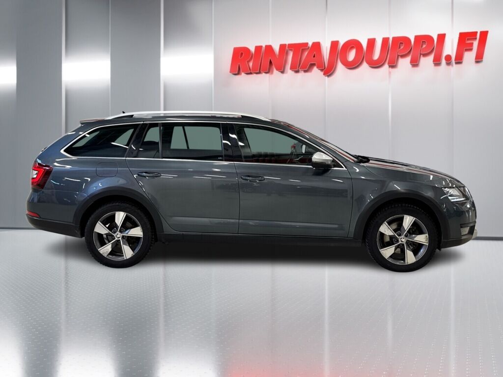 Skoda Octavia 2018 Harmaa
