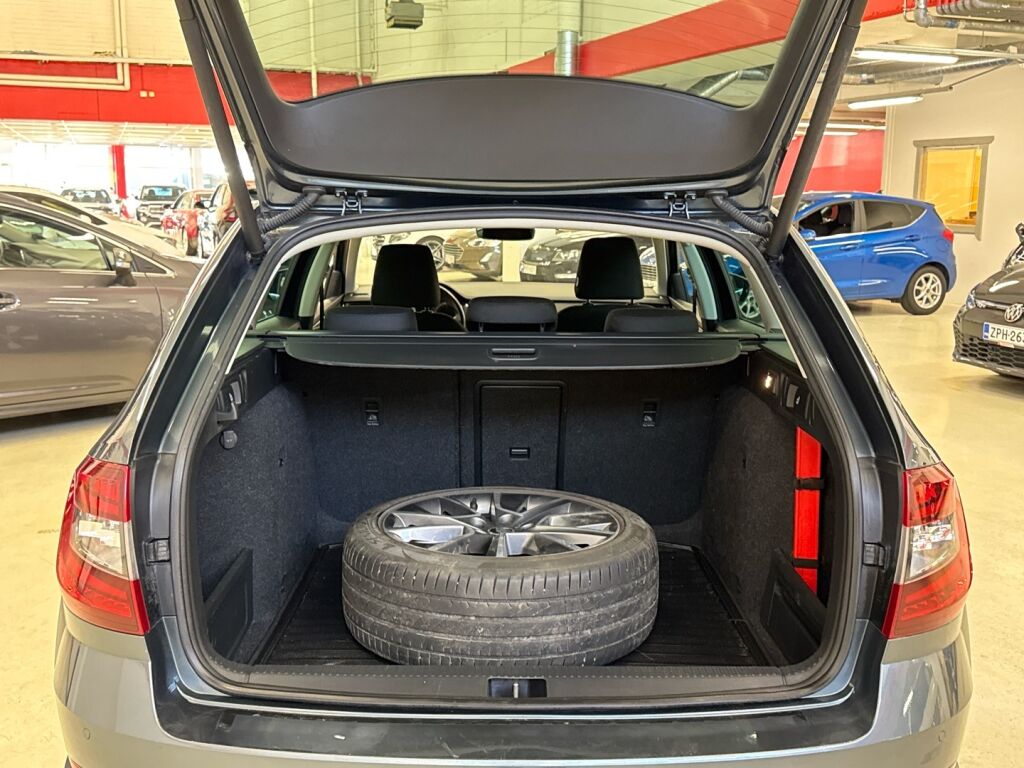 Skoda Octavia 2018 Harmaa