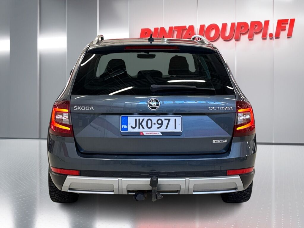 Skoda Octavia 2018 Harmaa