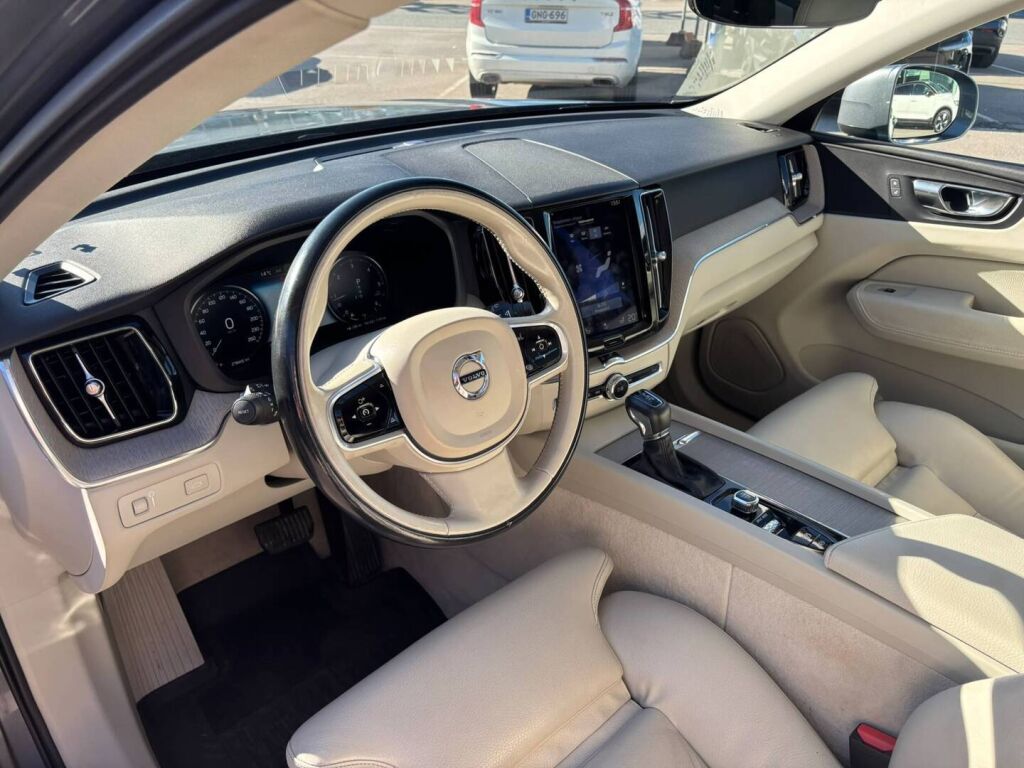 Volvo XC60 2017 Harmaa