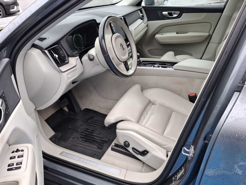 Volvo XC60 2017, bild 6/14