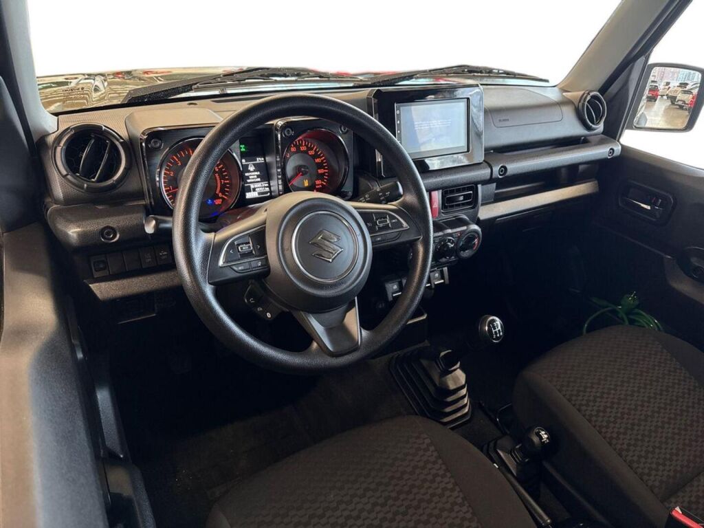 Suzuki Jimny 2021 Vihreä